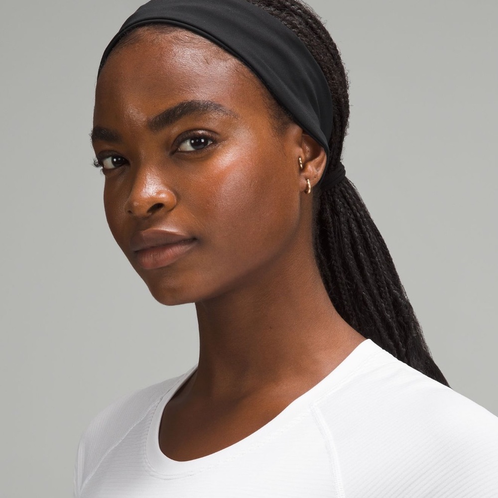 Lululemon Everywhere Sling Bag Small 2L & Luxtreme Headband Bundle (A757) - Picture 9 of 9